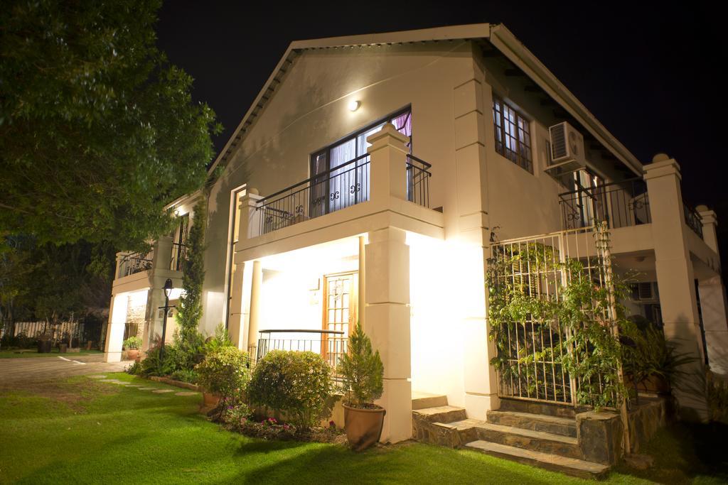 La Boheme Gastehuis Bloemfontein Buitenkant foto