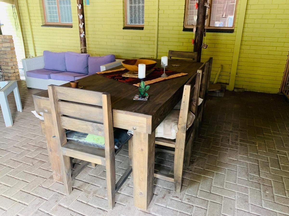 La Boheme Gastehuis Bloemfontein Buitenkant foto
